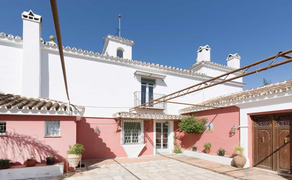 Rumah di Coín, Andalusia 10197953