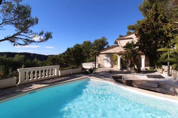 Hus i Eze, Provence-Alpes-Cote d'Azur 10198742