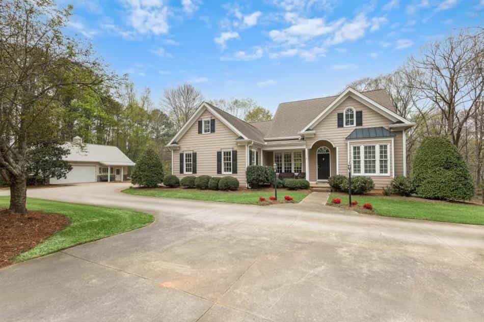 House in Union Hill, Georgia 10198926