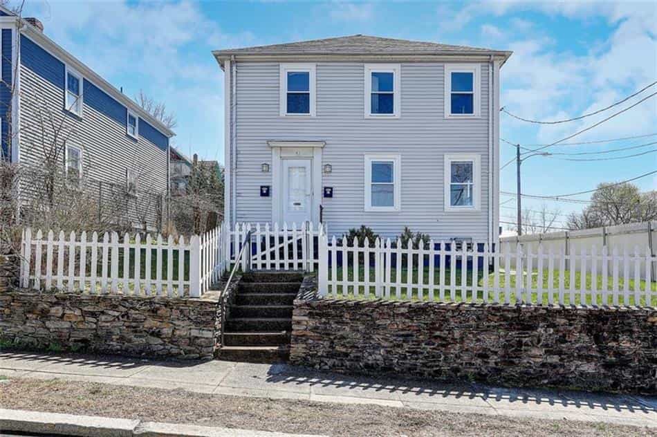 Condominium in Voorzienigheid, Rhode Island 10199093