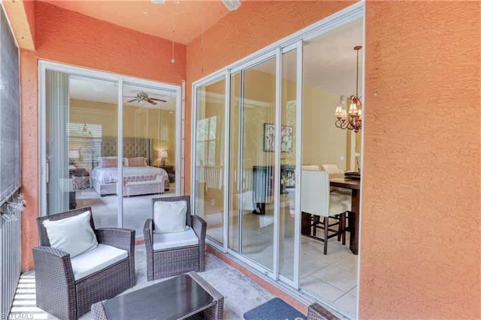 Condominium in Fort Myers, Florida 10199157