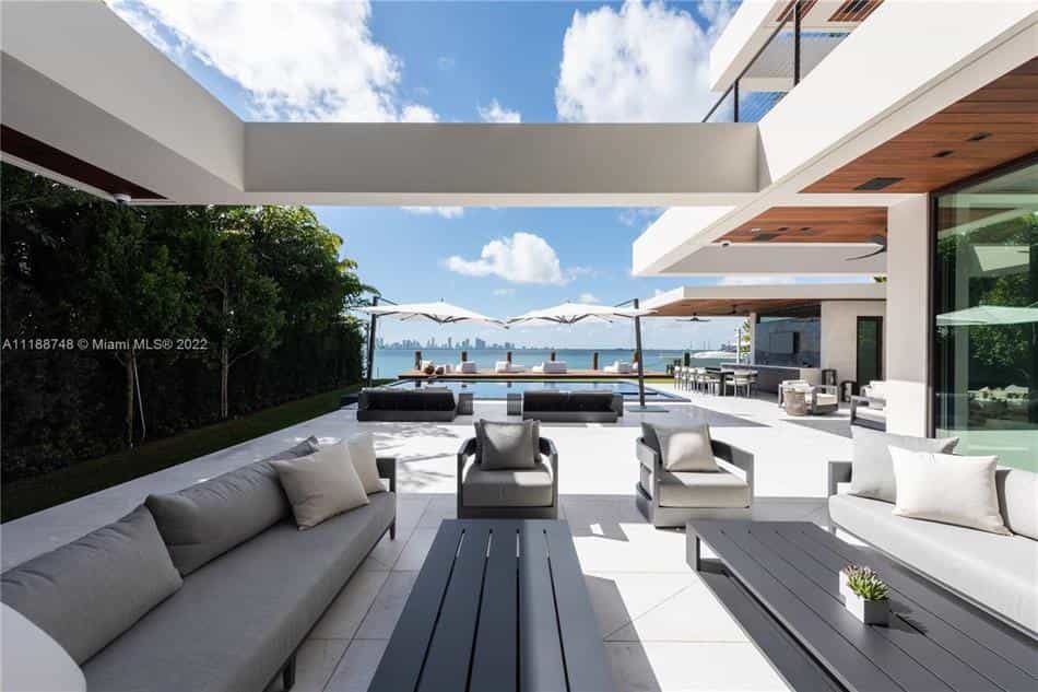 Condominium in Miami Beach, Florida 10199208