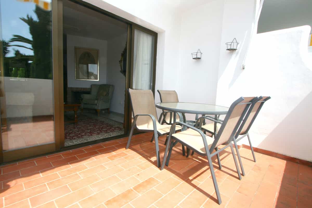 公寓 在 Fuengirola, Andalucía 10199543