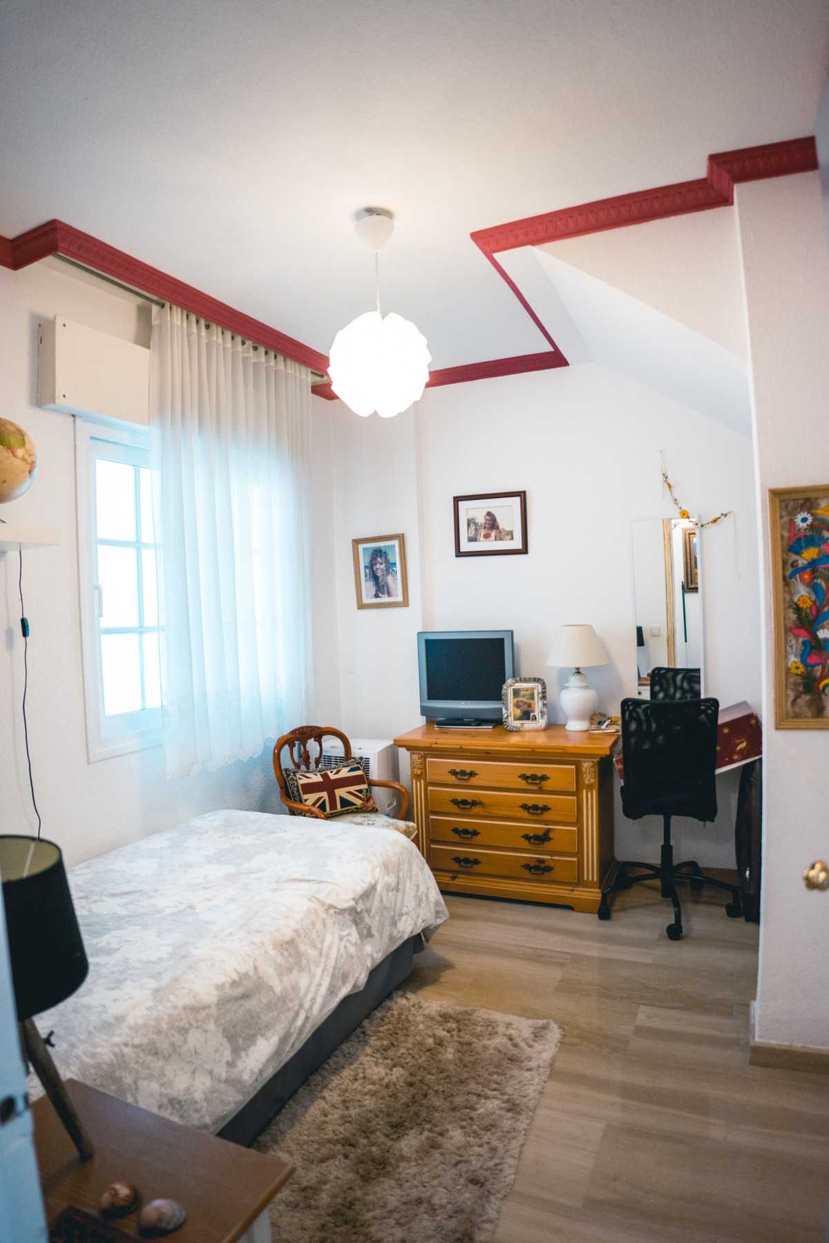 Квартира в Fuengirola, Andalucía 10199551