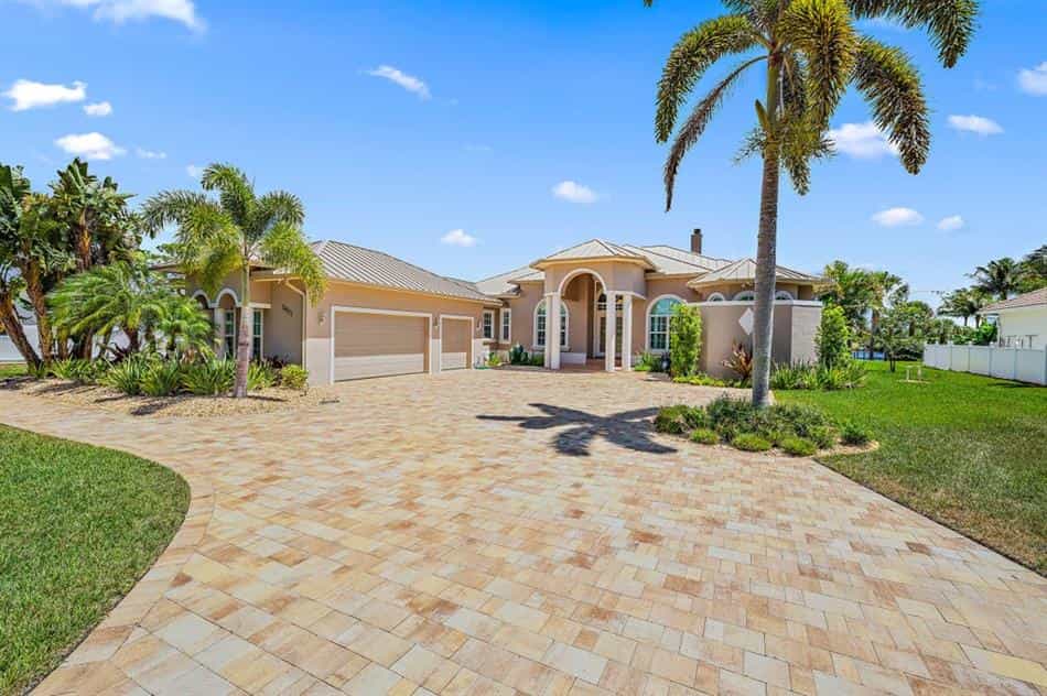 House in Port St. Lucie, Florida 10199569