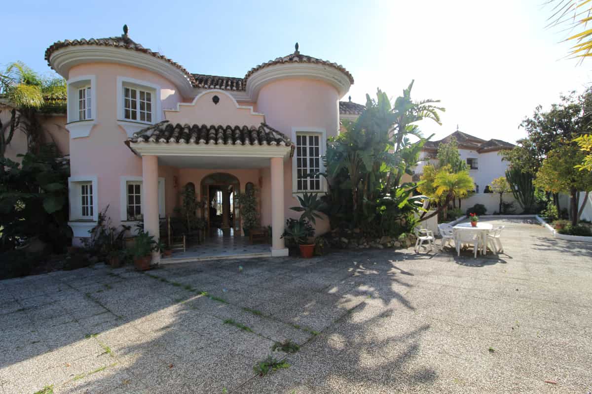 жилой дом в Mijas, Andalucía 10201072