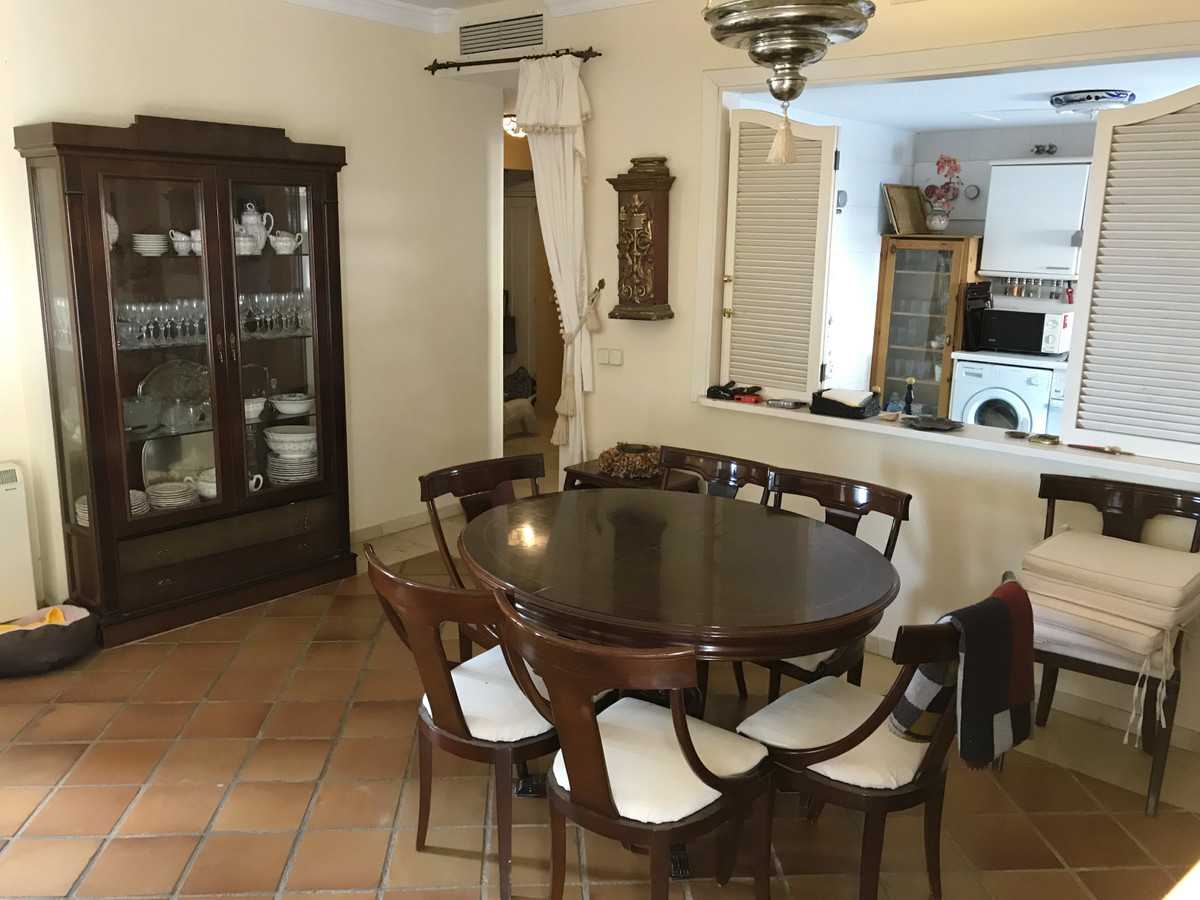 Rumah di Alhaurin el Grande, Andalusia 10201085