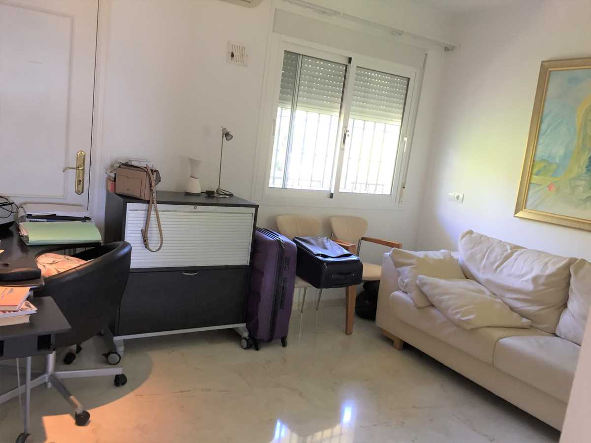 Eigentumswohnung im Fuengirola, Andalucía 10202545