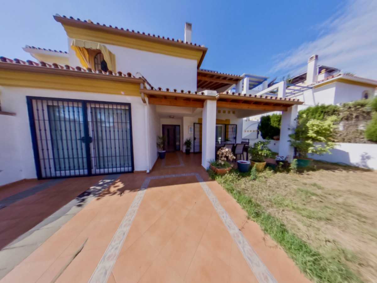 House in Torremolinos, Andalusia 10202638
