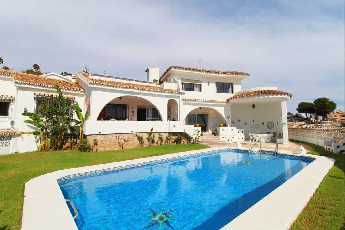 rumah dalam Arroyo de la Miel, Andalusia 10202661