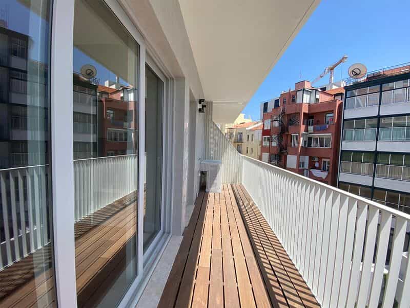 Condominium in Lisbon, Lisboa 10202938