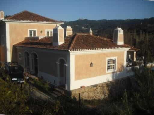 بيت في موسيفال, لشبونة 10202986