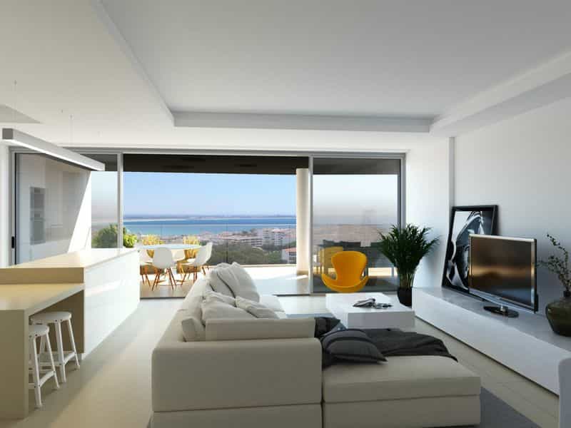 Condominium in Faro, Faro 10203056
