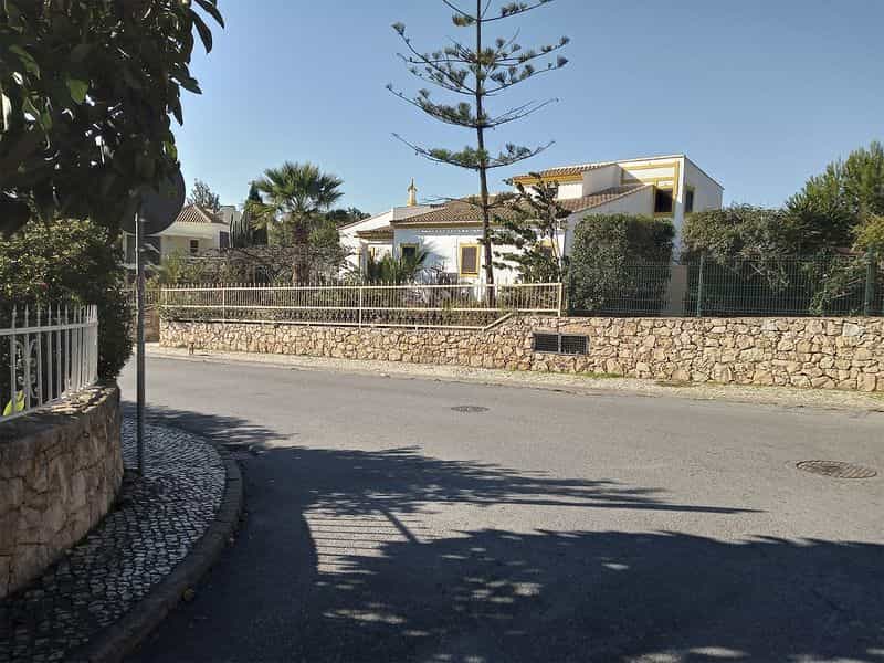 Hus i Roja-Pe, Faro 10203102