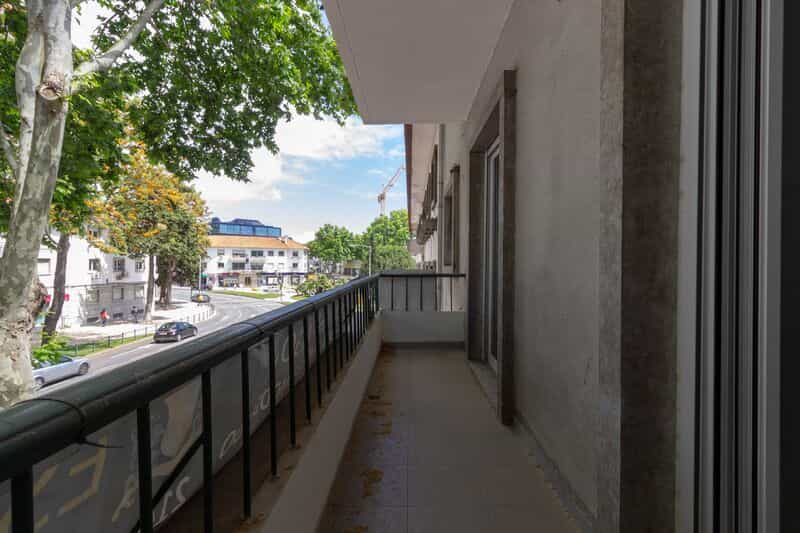 Condominium in Cascais, Lisboa 10203277