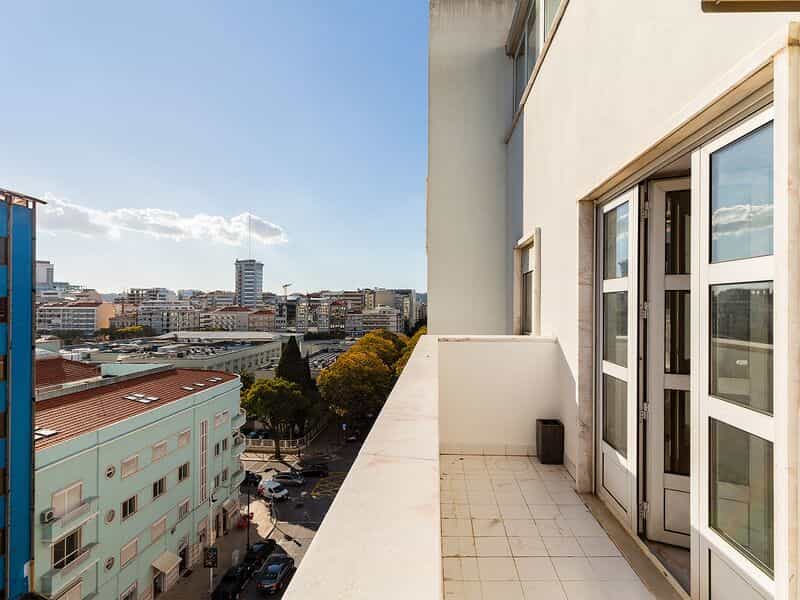 公寓 在 Lisbon, Lisbon 10203317