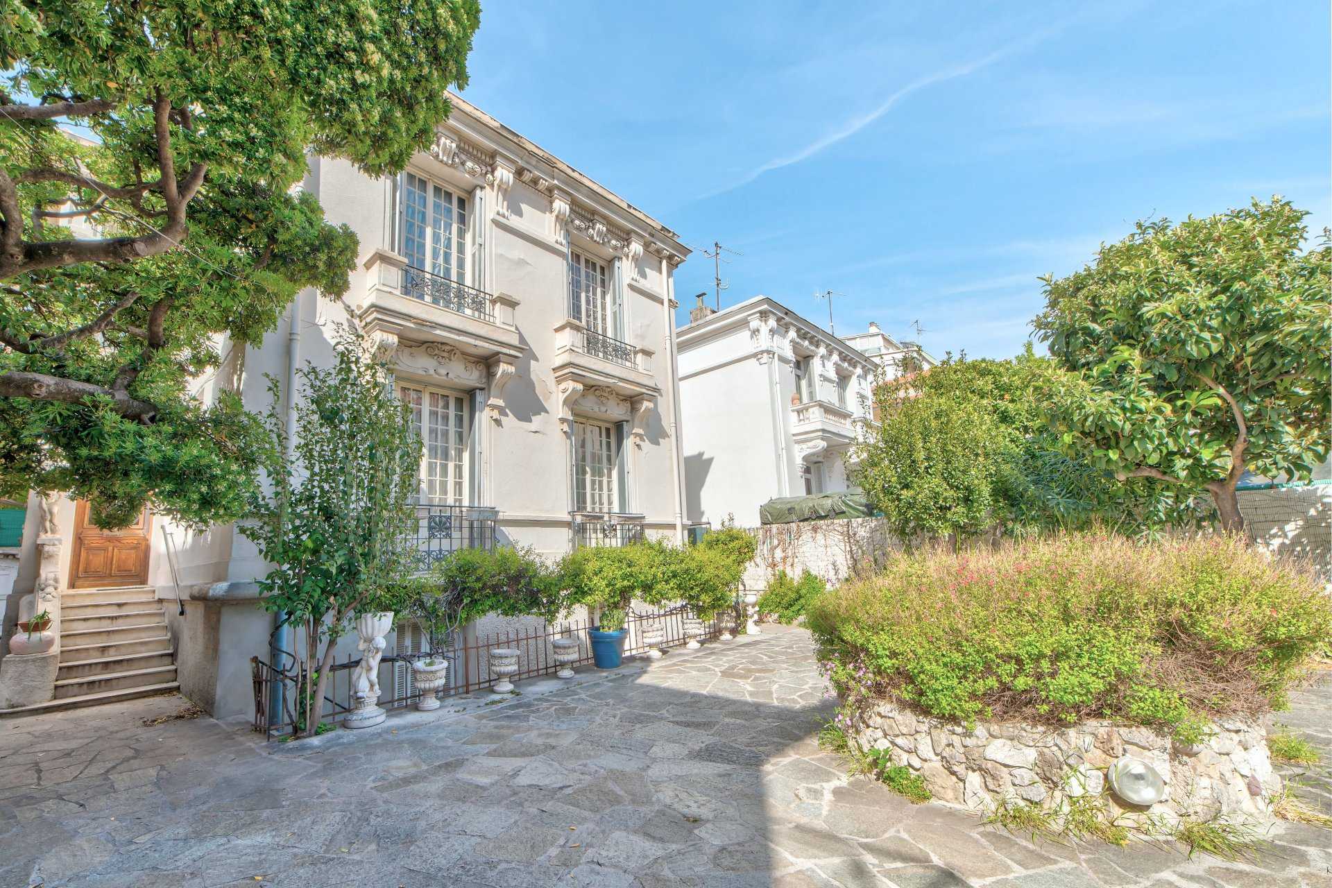 rumah dalam Saint-Philippe, Provence-Alpes-Côte d'Azur 10204000