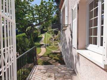 Huis in Chamalieres, Auvergne-Rhone-Alpes 10204014