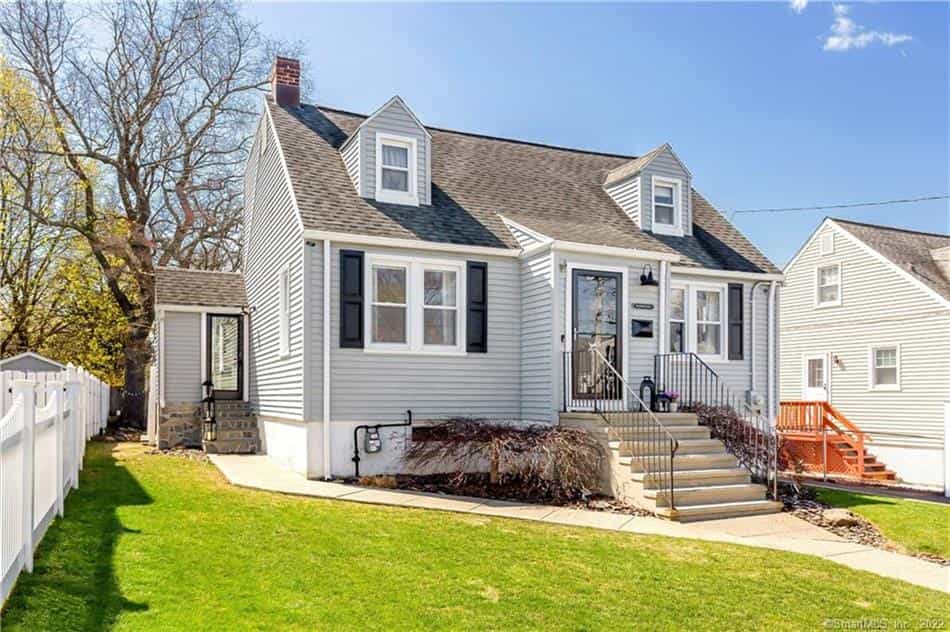 жилой дом в Stratford, Connecticut 10204044