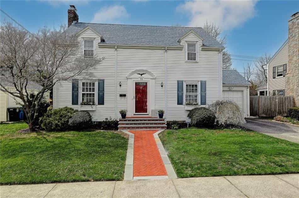 House in Providence, Rhode Island 10204355