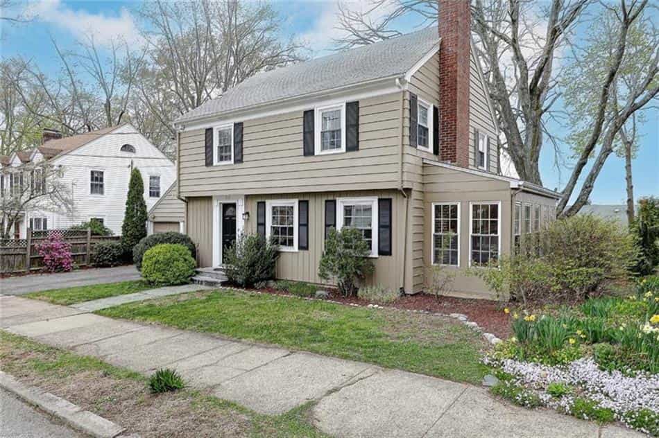 House in Pawtucket, Rhode Island 10204366