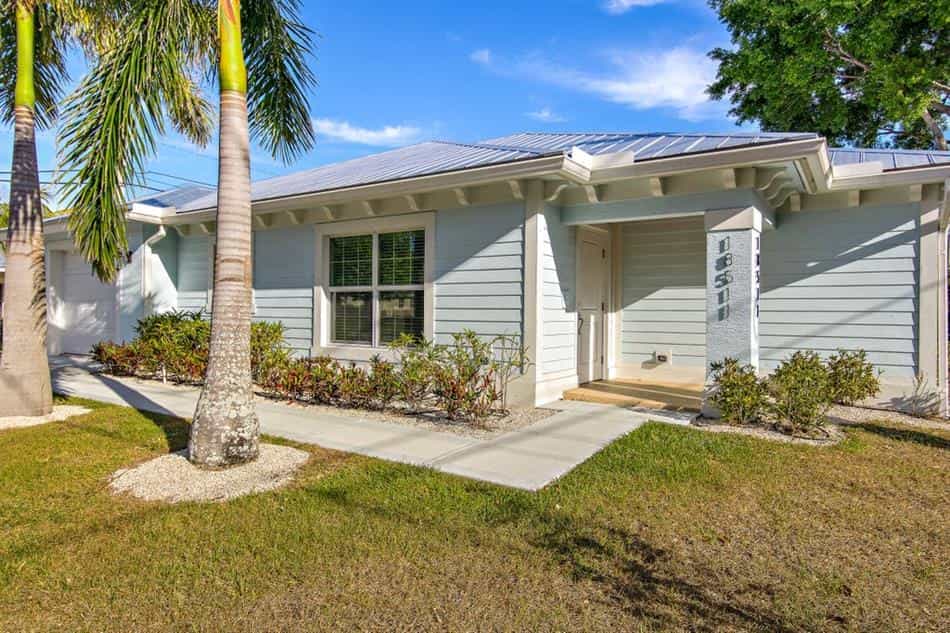 жилой дом в Jupiter, Florida 10204419