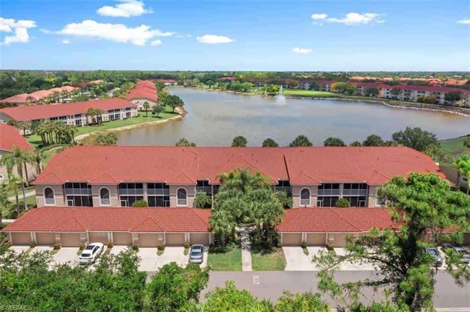 Eigentumswohnung im Palm River, Florida 10204431