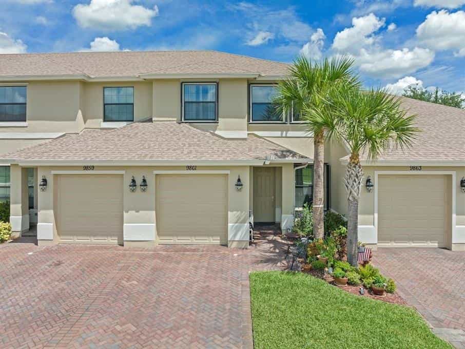 House in West Vero Corridor, Florida 10204476