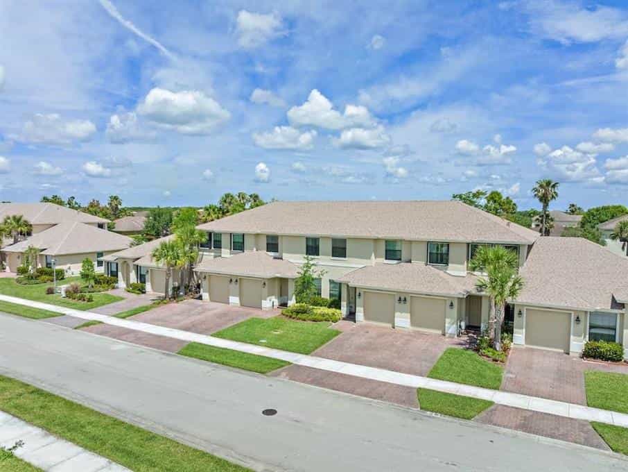 жилой дом в Vero Beach, Florida 10204476