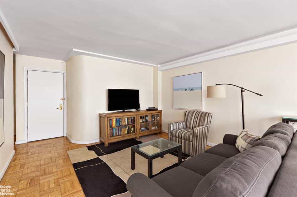 Condominium in Manhattan, New York 10204564