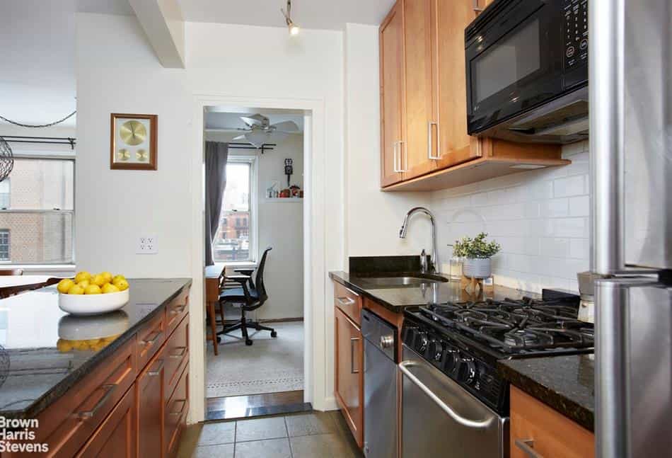 Condominium in Hoboken, New Jersey 10204675