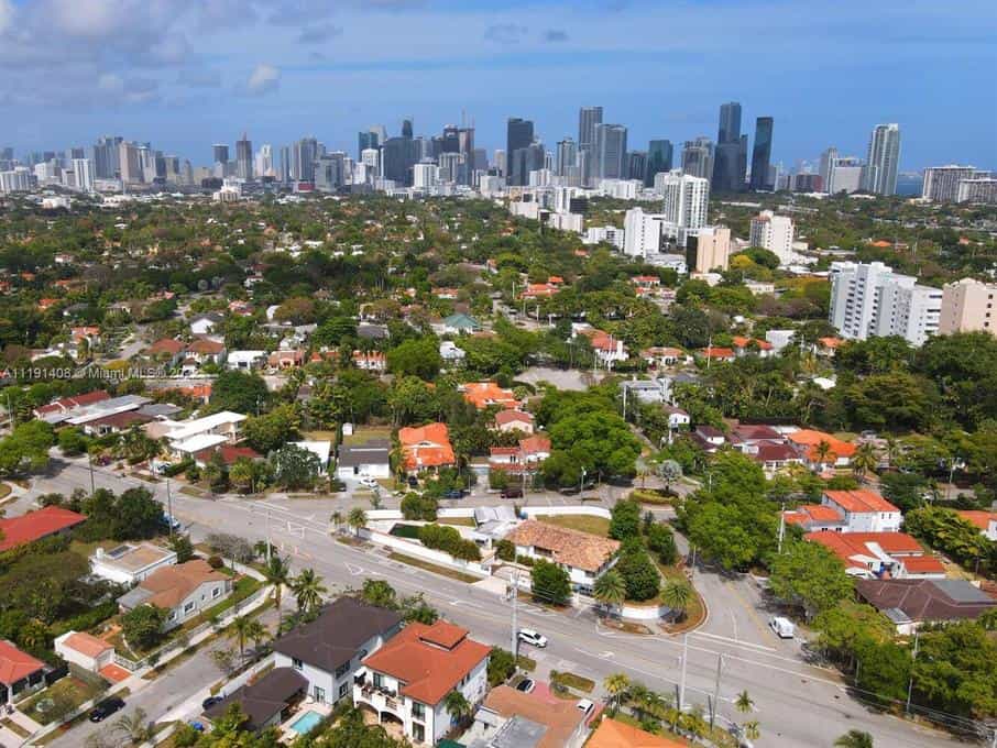 Condominium in Miami, Florida 10204722