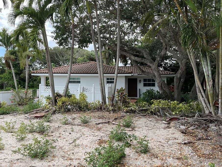 House in Riomar, Florida 10204738