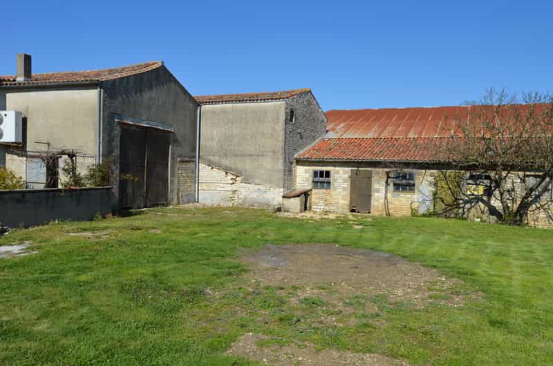 σπίτι σε Les Gours, Nouvelle-Aquitaine 10204845