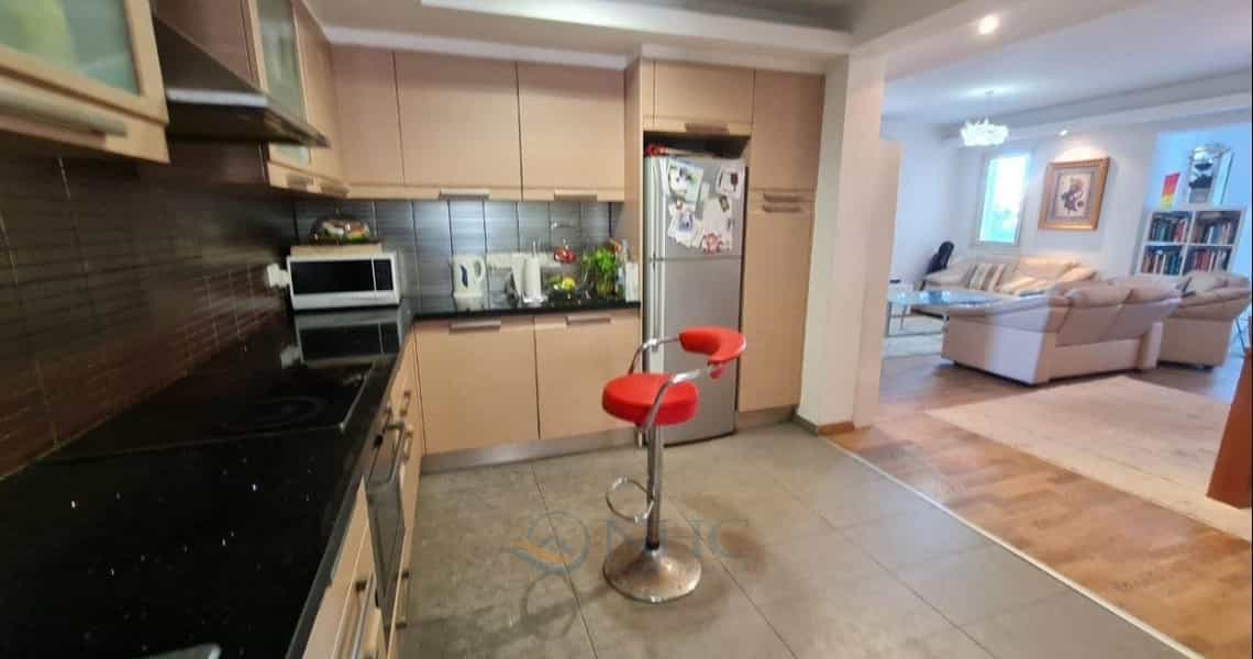 Квартира в Kato Polemidia, Limassol 10204920