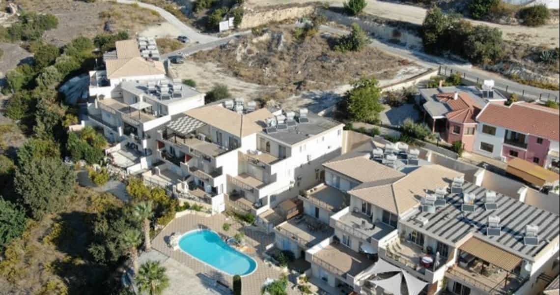 Condominio nel Mesa Chorio, Paphos 10204945