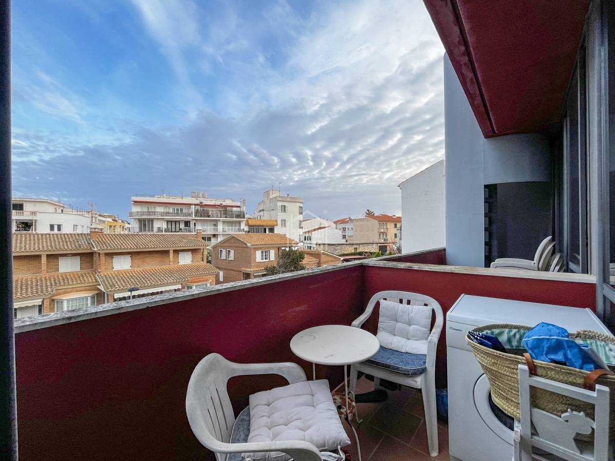 Condominium in Es Castell, Balearic Islands 10204970