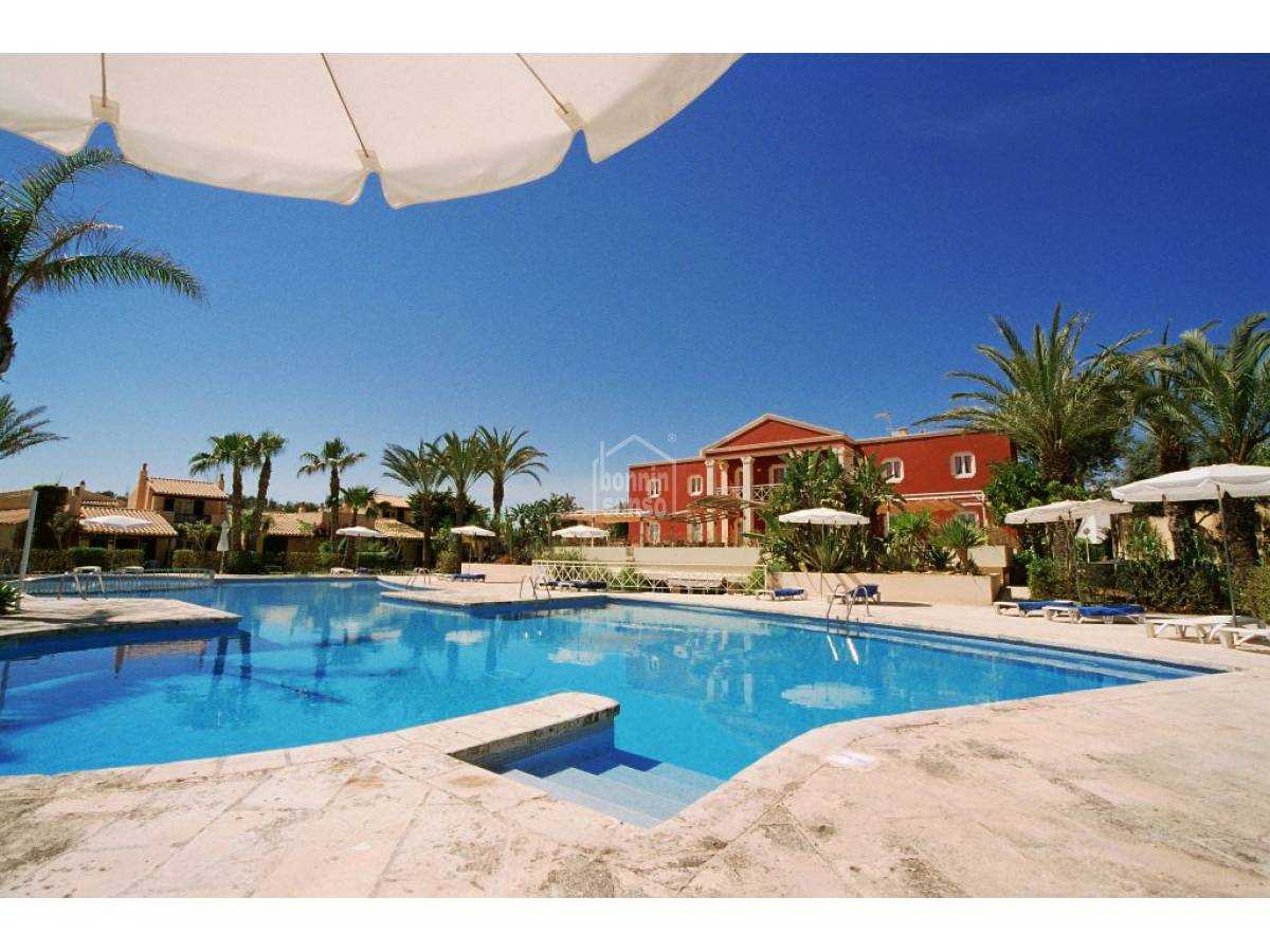 Condominium in Son Xoriguer, Balearic Islands 10205338