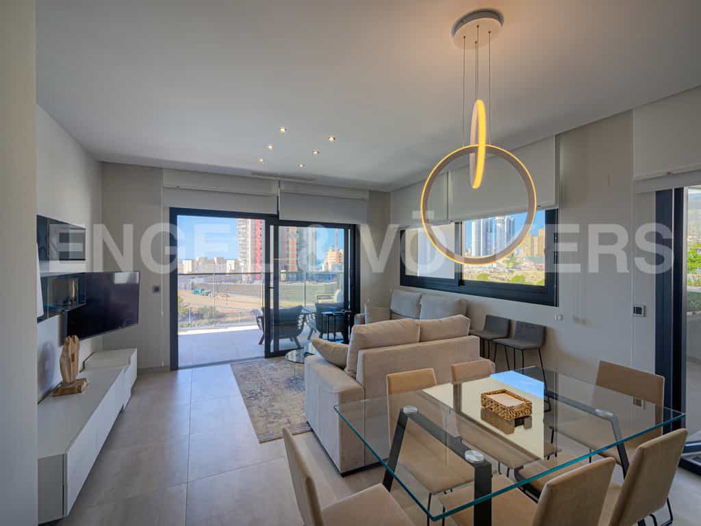 Condominium in Benidorm, Valencia 10205546