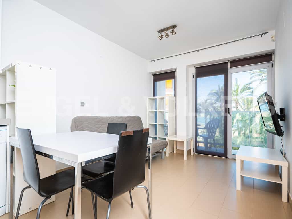 Condominium in Benidorm, Valencia 10205606