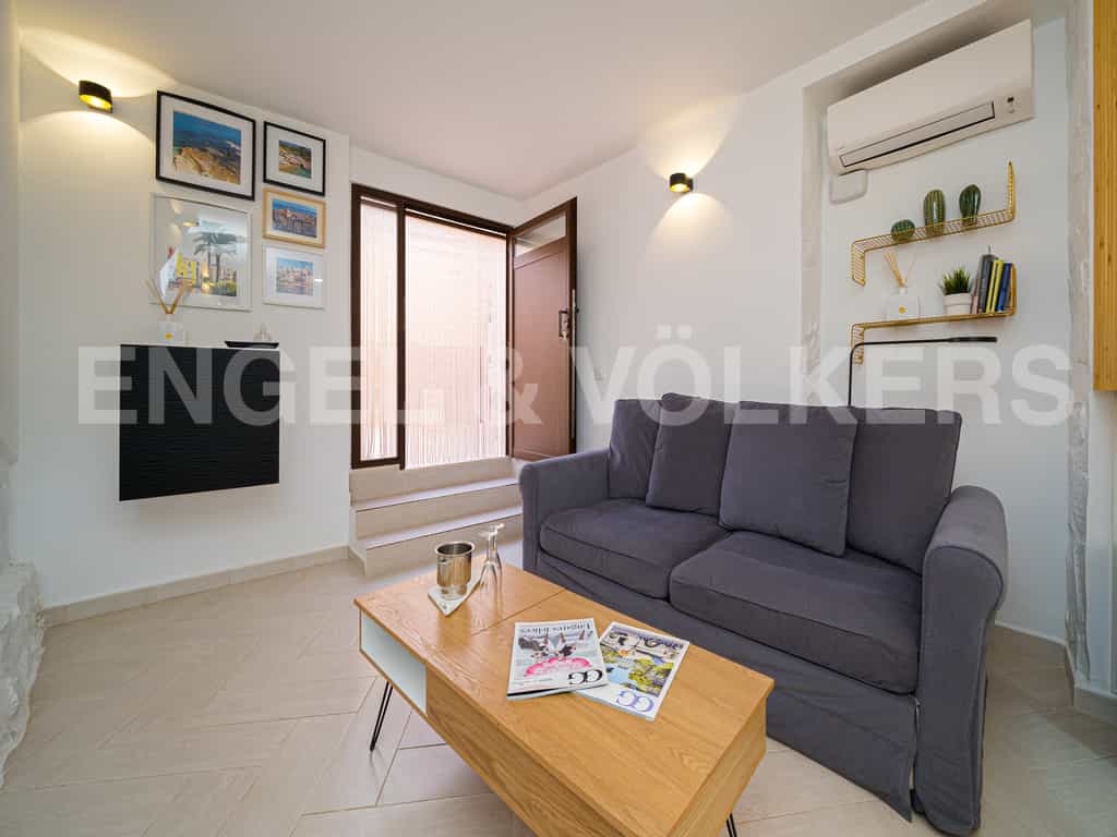Condominium in Villajoyosa, Valencia 10205824