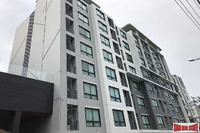Condominium in , Krung Thep Maha Nakhon 10205829
