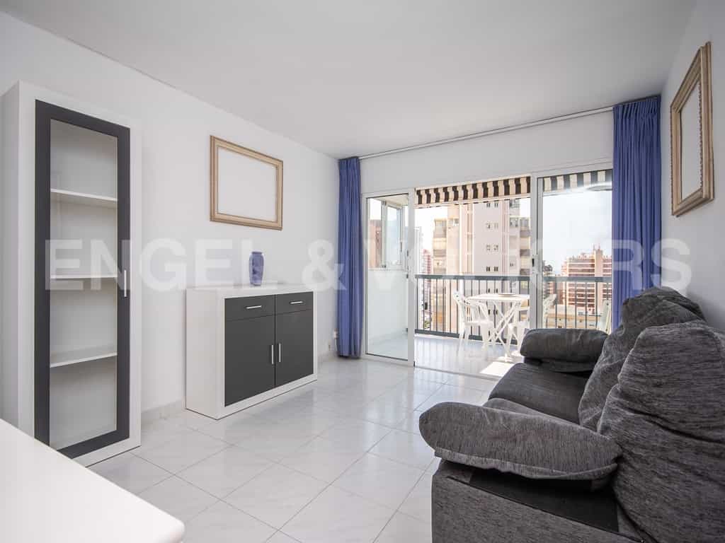 Condominium in Benidorm, Comunitat Valenciana 10205839