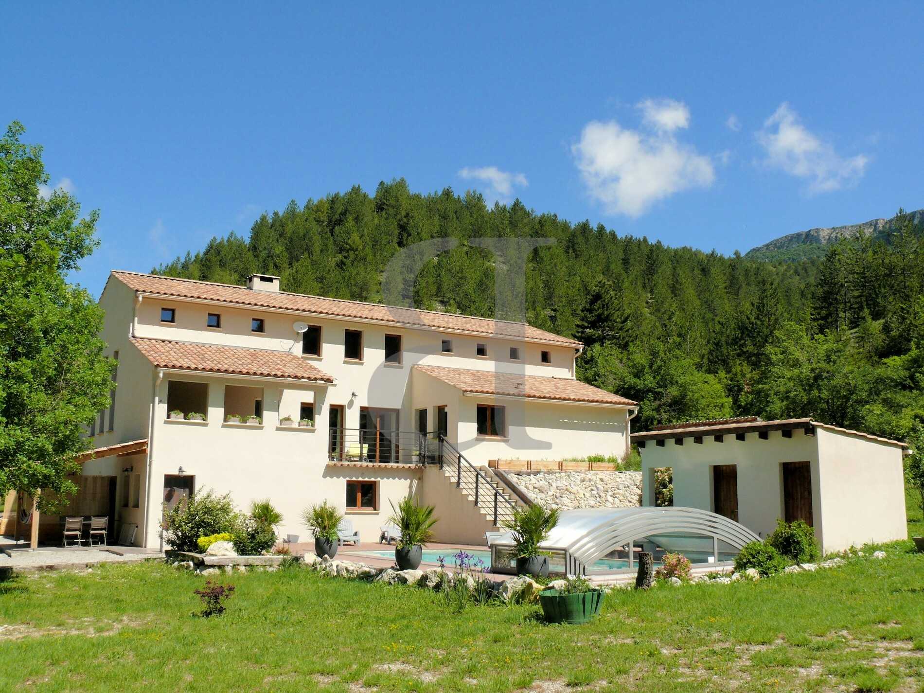 casa no Buis-les-Baronnies, Auvérnia-Ródano-Alpes 10205969