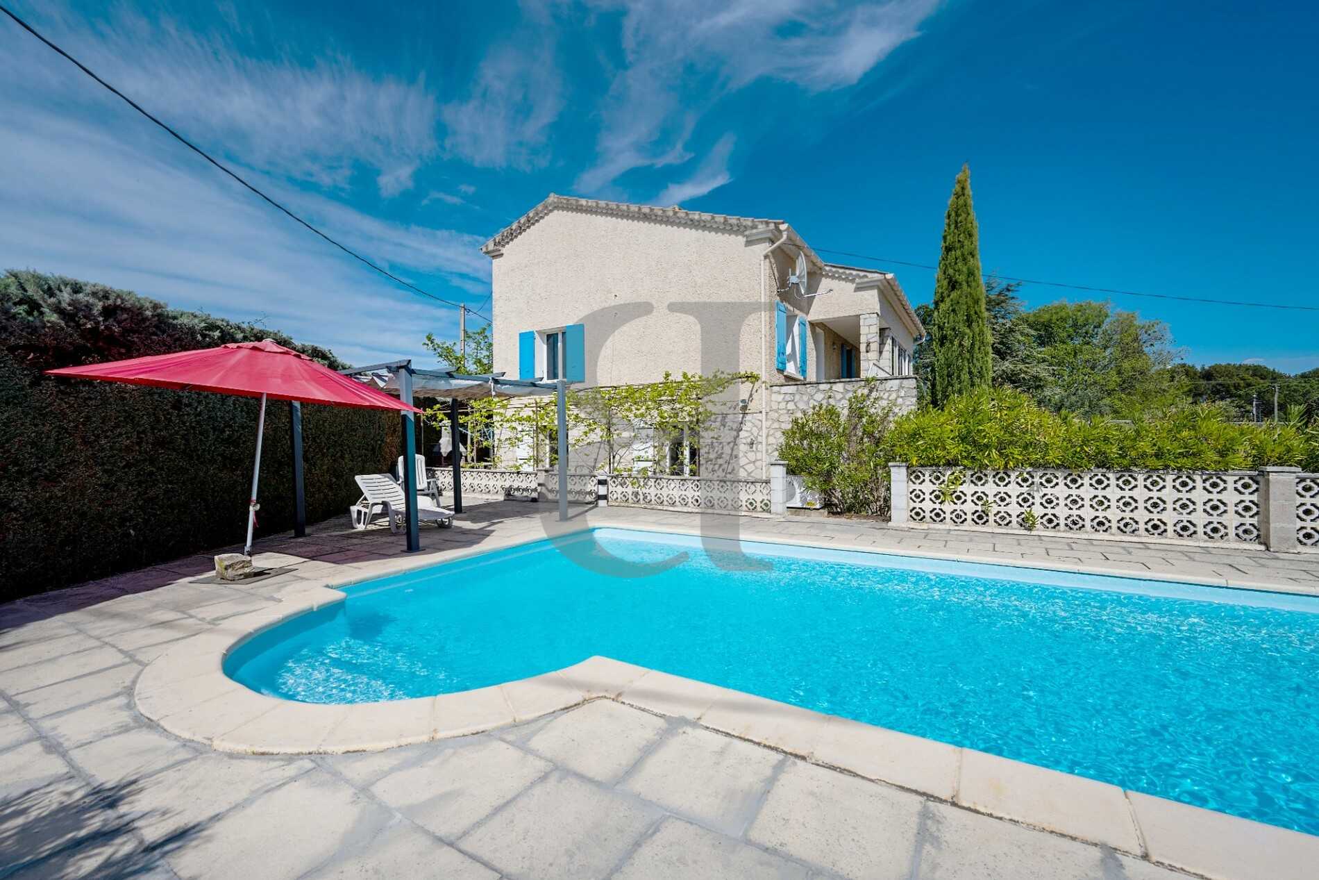 House in Vaison-la-Romaine, Provence-Alpes-Cote d'Azur 10205982