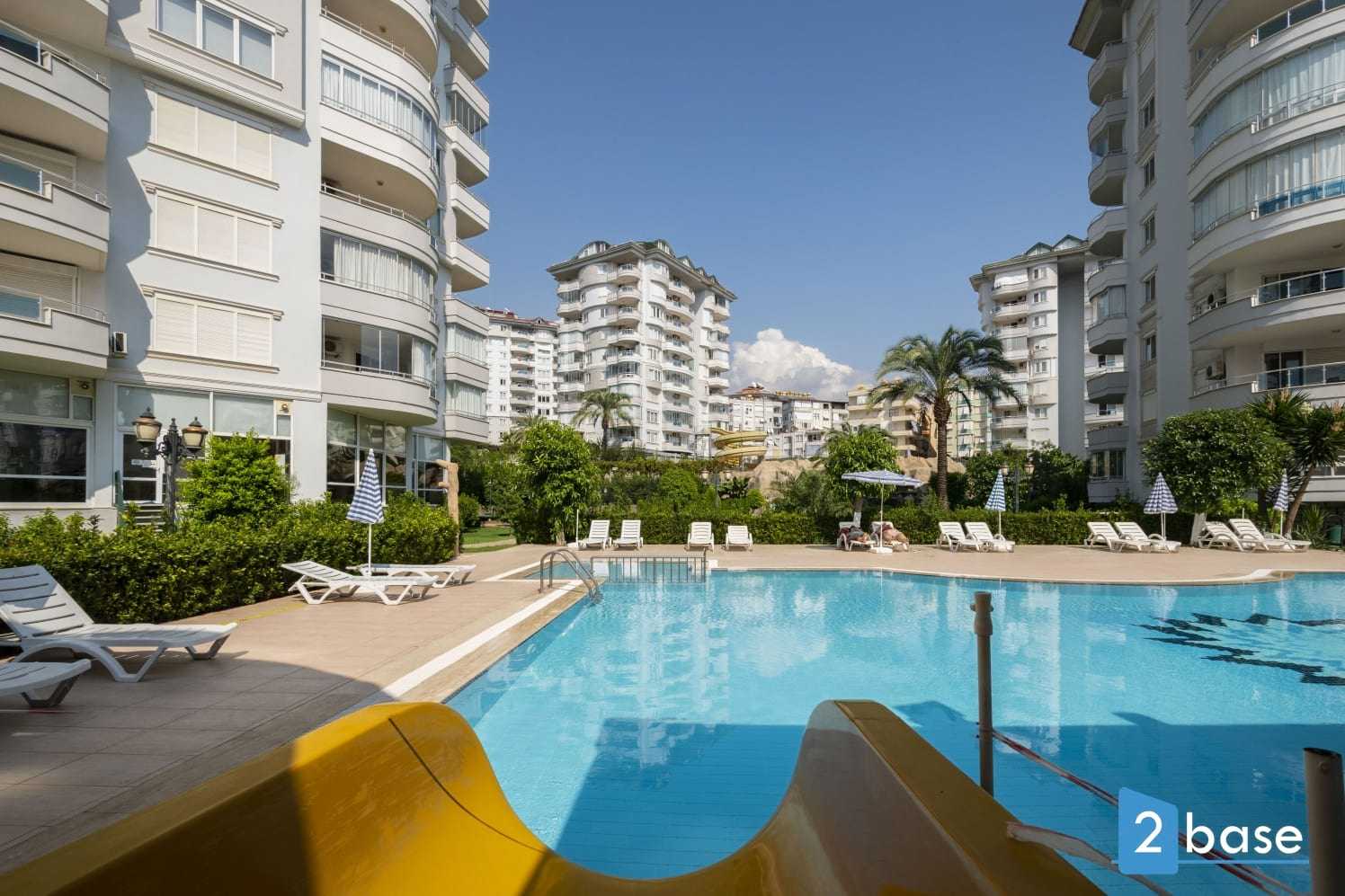 Condominium dans Alanya, Antalya 10206004
