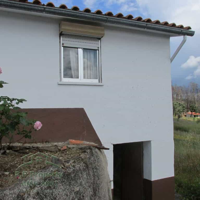 Dom w Arganil, Coimbra 10206010