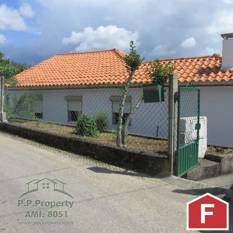 Dom w Arganil, Coimbra 10206010