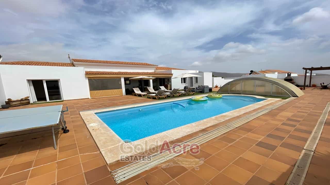 House in Triquivijate, Canary Islands 10206021