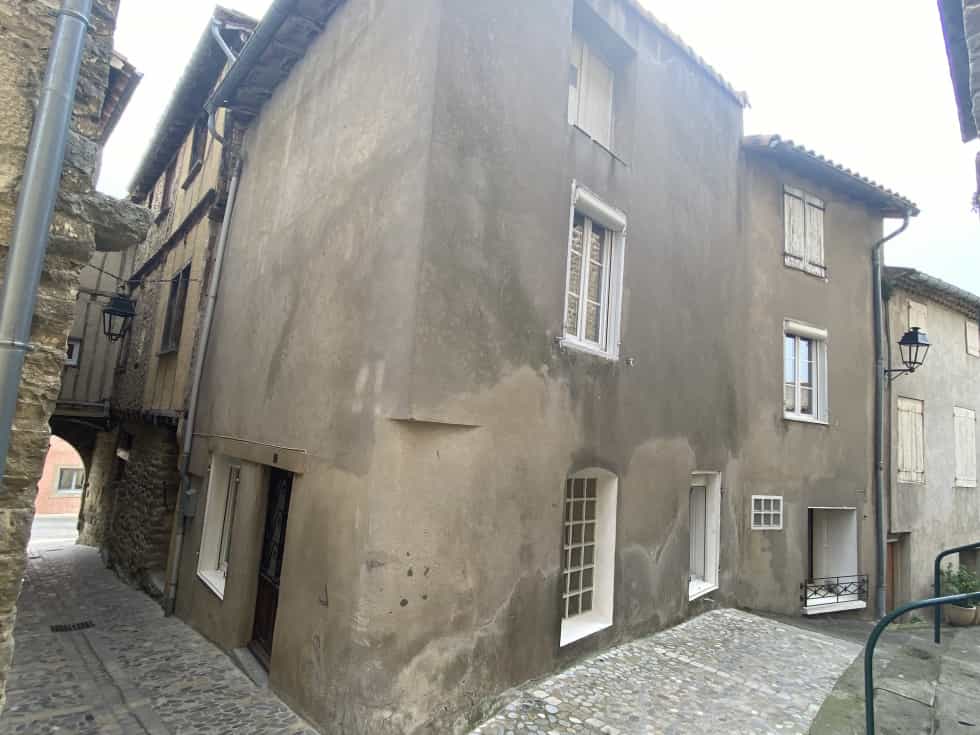 Annen i Limoux, Occitanie 10206117